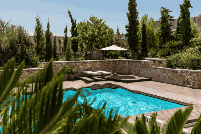 Paneles solares para calefacción de piscinas